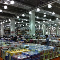 costco crocs