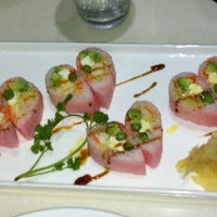 Снимок сделан в Fusion Fire Asian Fondue &amp;amp; Sushi Bar пользователем Chelsie K. 9/9/2011