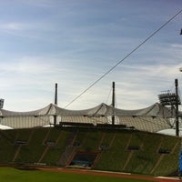 Снимок сделан в Zeltdachtour Olympiastadion пользователем Florian M. 9/11/2011