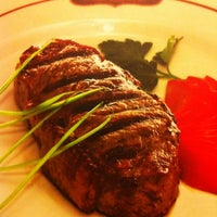 Foto scattata a Santa Brasa Authentic Steaks da Renata V. il 2/26/2012