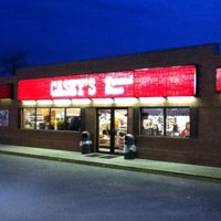รูปภาพถ่ายที่ Casey&amp;#39;s General Store โดย Francis D. เมื่อ 3/24/2012