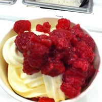 Foto tomada en Spoons Yogurt - Central Station  por Lisa P. el 8/16/2012