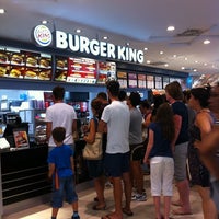 Foto tomada en Burger King  por Marco K. el 8/16/2011