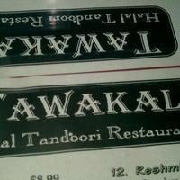 Foto tomada en Tawakal Halal Restaurant  por Ravi Kiran R. el 6/8/2012