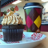 Photo taken at Rockin&amp;#39; Cupcakes by Rebecca S. on 12/29/2011