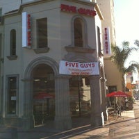 Photo taken at Five Guys by Nadeem B. on 12/28/2011