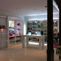 11/12/2011にCésar R.がFarmacia Génovaで撮った写真