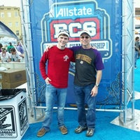 1/8/2012 tarihinde Robin L.ziyaretçi tarafından Allstate Fan Fest'de çekilen fotoğraf