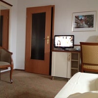 Photo taken at Hotel Hanseatischer Hof by Melanie K. on 6/7/2012
