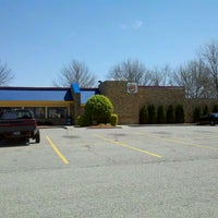 Photo taken at Burger King by John D. on 4/27/2012