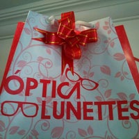 Photo taken at Óptica Lunettes by Diego C. on 3/7/2012