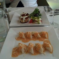 Photo taken at Nino&amp;#39;s Italian Restaurant by Gabriel on 8/13/2011