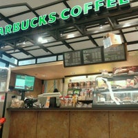 Photo taken at Starbucks by Saul R. on 11/11/2011