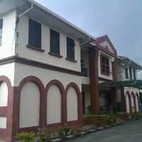 Pejabat Daerah Kabong Building