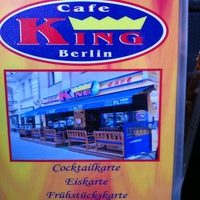 Photo prise au Café King par Kiki D. le9/22/2011
