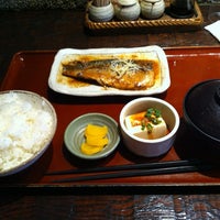 Photo taken at 焼魚食堂 魚角 大山店 by Daisuke O. on 8/11/2012