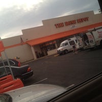 Photo taken at The Home Depot by Sirun3 on 12/15/2011