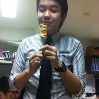 Photo taken at Staff Room @ WSI Silom by Toey P. on 5/9/2011