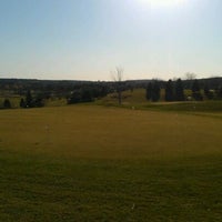 Foto scattata a Hughes Creek Golf Club da Jodi S. il 11/15/2011