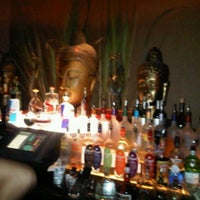 รูปภาพถ่ายที่ Mandarin Lounge โดย Trang T. เมื่อ 9/24/2011