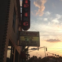Снимок сделан в Irving Theater пользователем Quinton G. 7/7/2012