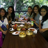 Photo taken at Dimsum Bamboo by FitriaZuraida on 1/8/2012