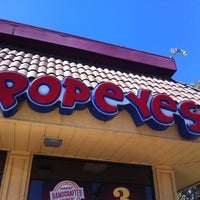 Photo taken at Popeyes Louisiana Kitchen by Shellymarie L. on 9/2/2012