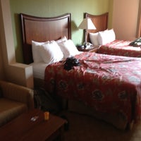 Foto diambil di Sleep Inn &amp; Suites oleh Mumbles K. pada 6/27/2012