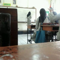 Review SMA Islam Athirah