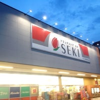 Photo taken at セキ薬品 ベスタ東鷲宮店 by Ippei on 8/13/2012