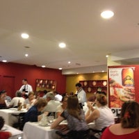 รูปภาพถ่ายที่ Plim Restaurante โดย Roberto G. เมื่อ 5/31/2012