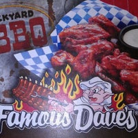 Photo taken at Famous Dave&amp;#39;s by Miss JuJu on 3/17/2012