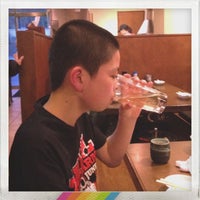 Photo taken at 牛ちゃん by Akihiro Y. on 4/22/2012