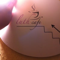 7/31/2012 tarihinde Long D.ziyaretçi tarafından Luth Cafe'de çekilen fotoğraf
