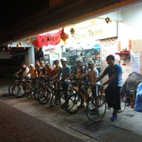 Photo taken at 7 Cycle Team by Kendrick Ang on 7/1/2012