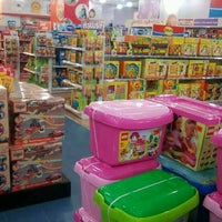 setia city mall toys r us
