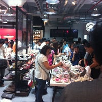 Photo taken at Converse by Nisa 유. on 7/14/2012