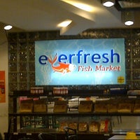 Photo taken at Everfresh Fish Market &amp;amp; Resto by Albertus Harsan P. on 4/16/2012