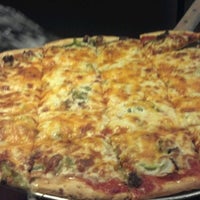 7/17/2012 tarihinde Michael D.ziyaretçi tarafından Pizza Papalis'de çekilen fotoğraf