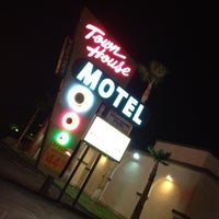 Photo taken at Townhouse Motel by Mitch W. on 8/24/2012