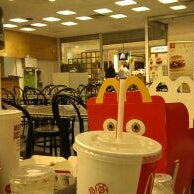 Photo taken at McDonald&amp;#39;s by Angelo F. on 11/1/2011