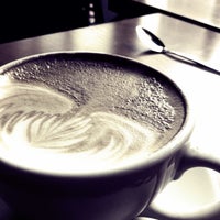 รูปภาพถ่ายที่ Caffè Art Java โดย Juan V. เมื่อ 2/16/2011