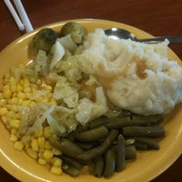 Photo taken at Golden Corral by Mickael J. on 9/16/2011