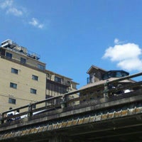 Foto scattata a Kamogawa-kan Inn da May C. il 2/15/2012