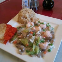 Das Foto wurde bei Szechuan Omei Restaurant von George A. am 6/20/2012 aufgenommen
