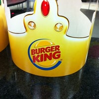 Photo taken at Burger King by Rafael H. on 7/28/2011