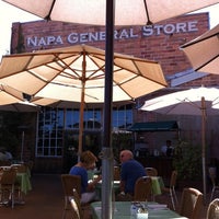 9/9/2012にAnna T.がNapa General Store Restaurantで撮った写真