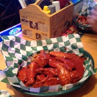 Photo taken at Beef &amp;#39;O&amp;#39; Brady&amp;#39;s by Shelby H. on 1/23/2012