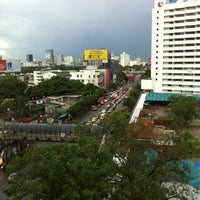 Photo taken at Siam Commercial Bank by นางฟ้าจำแลง ส. on 8/31/2012
