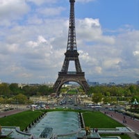 Photo taken at Gardens of the Trocadero by ParisianGeek on 4/8/2011